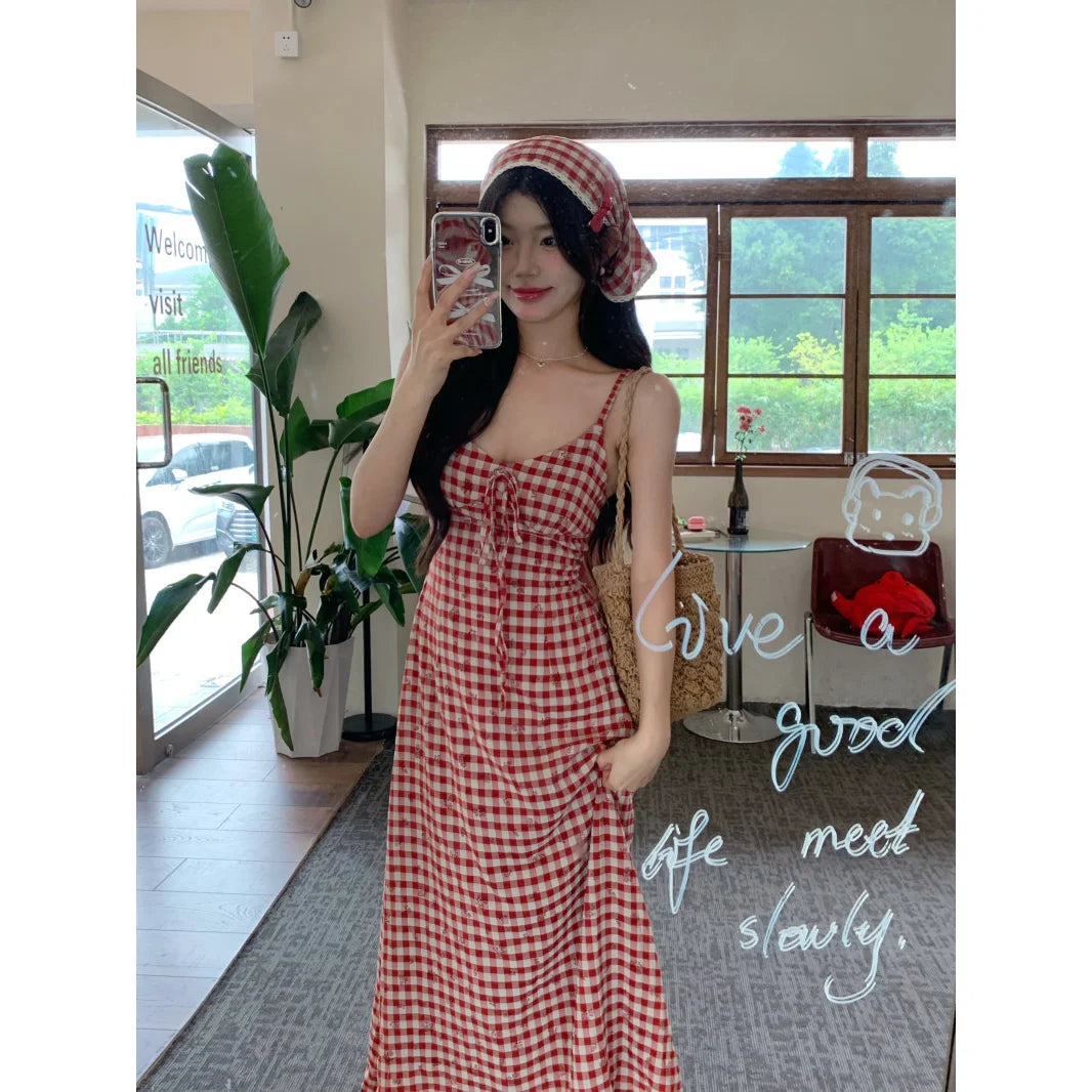 Red Backless French Dress