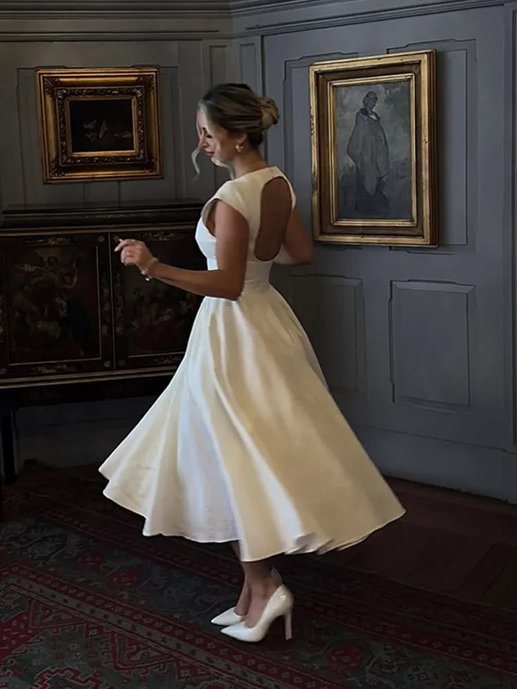 The Palais Gown – Structured Grace in Ivory