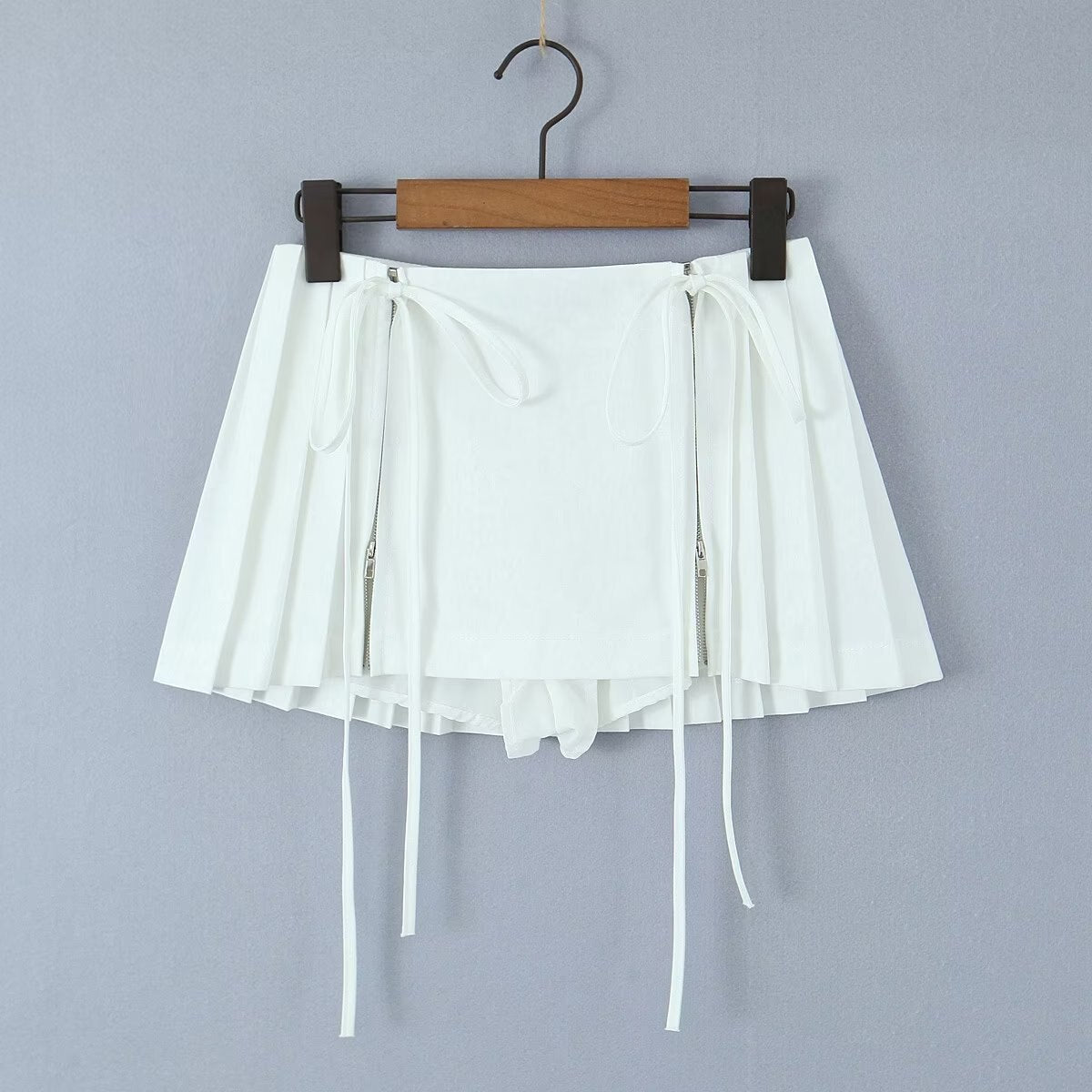 Zipped Strings Pleated Mini Skirts