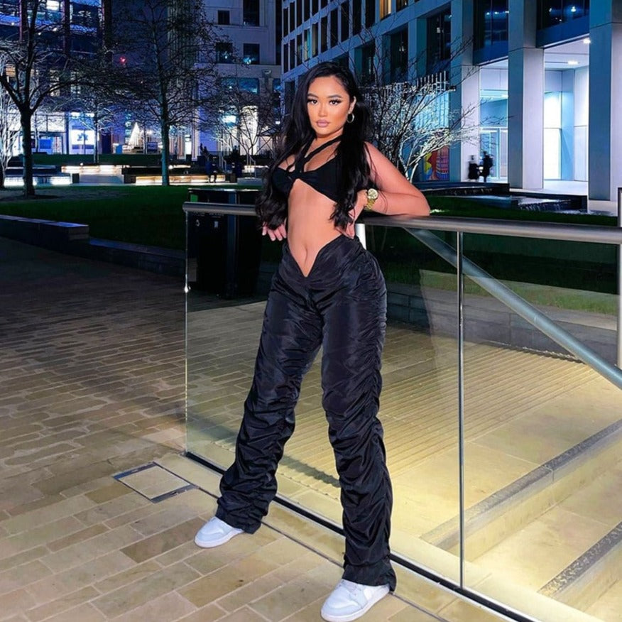 Smooth V-Shape Hipster Pants