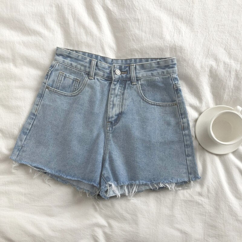 Stylish Wide-leg Denim Short