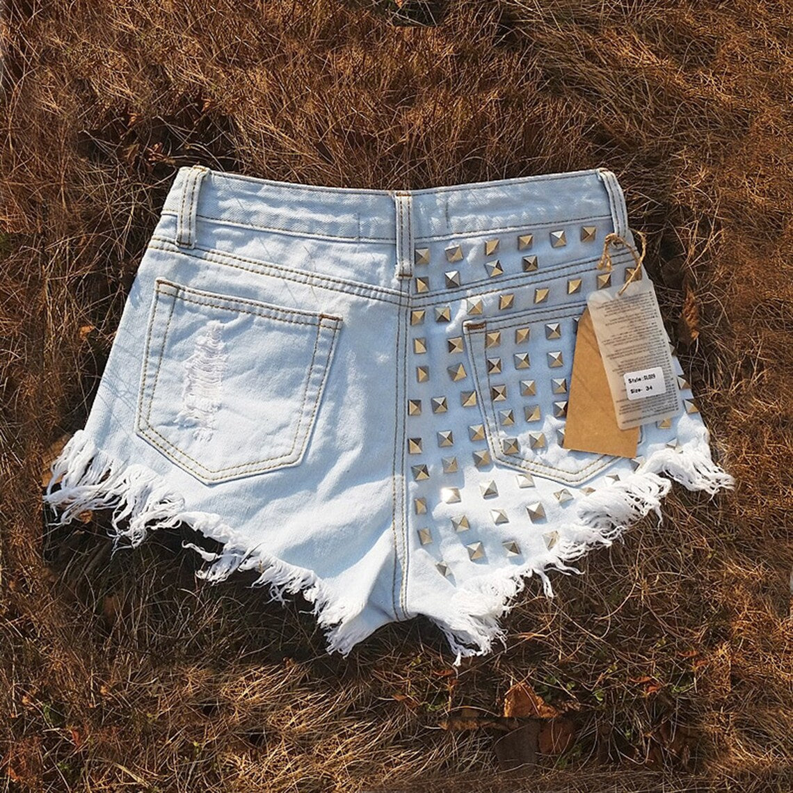 Vintage Ripped Tassel Edge One Sided Rivets Shorts