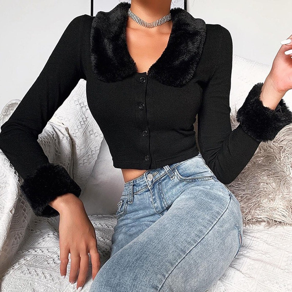 Black Fluffy Fur Collar Long Sleeves Crop Top