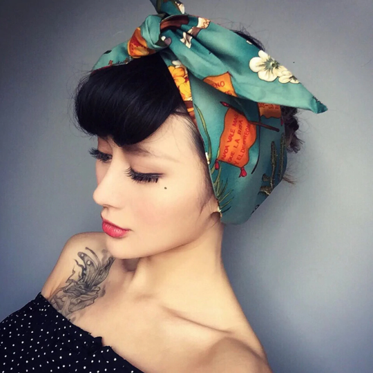 2021 Women's Retro Hepburn Style Headband Turban