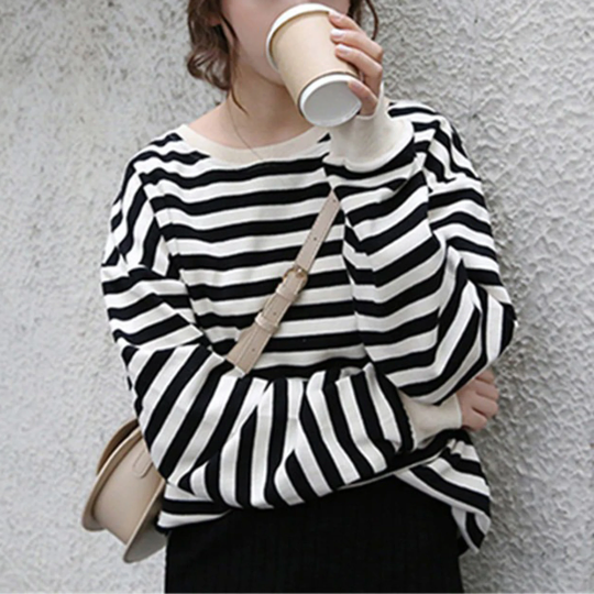 Women's Streetwear Loose Stripes Sweatshirt (One Size)