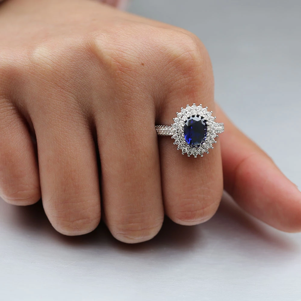 Blue Luxury Cubic Zirconia Oval Ring