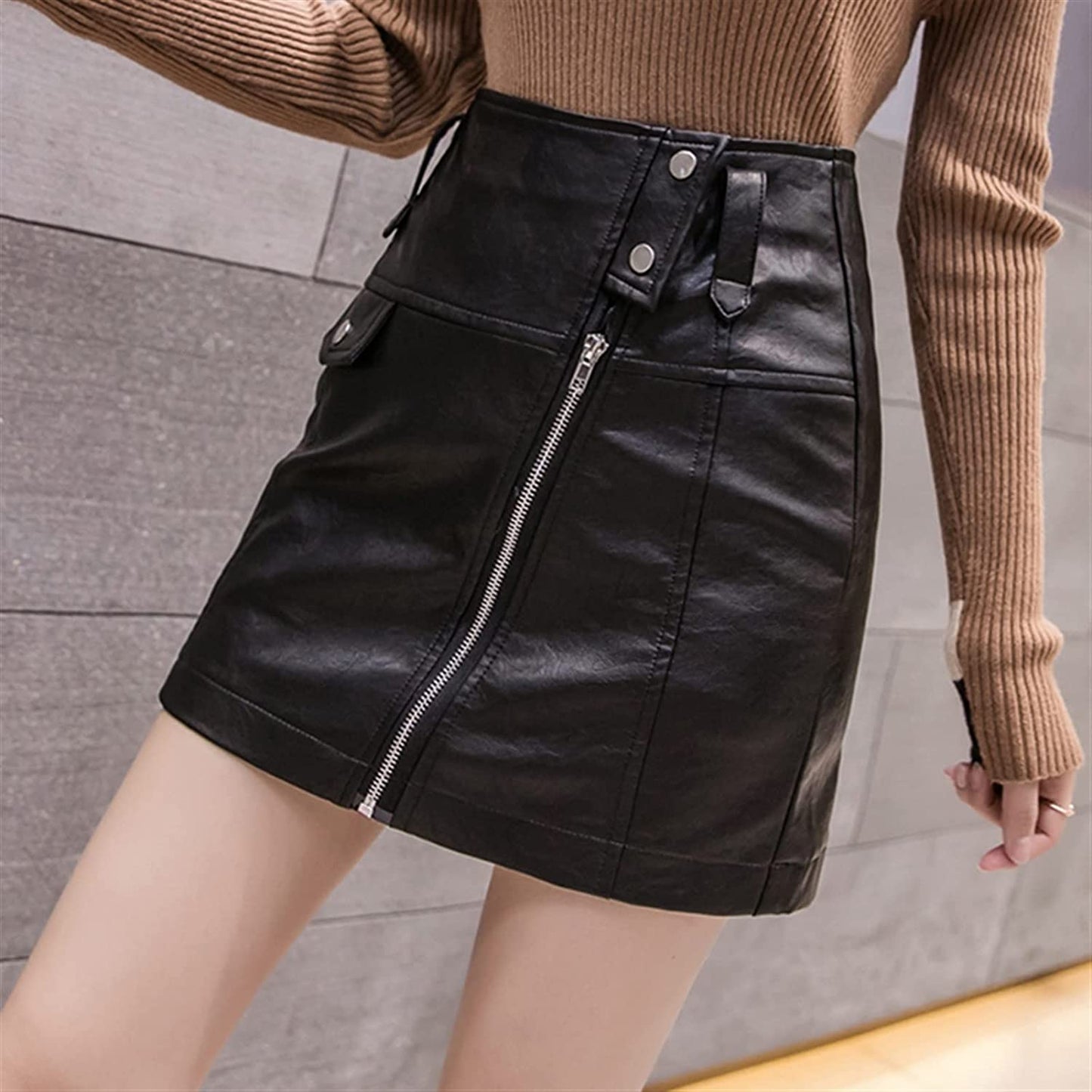 Oblique Zipper Black Leather Skirt