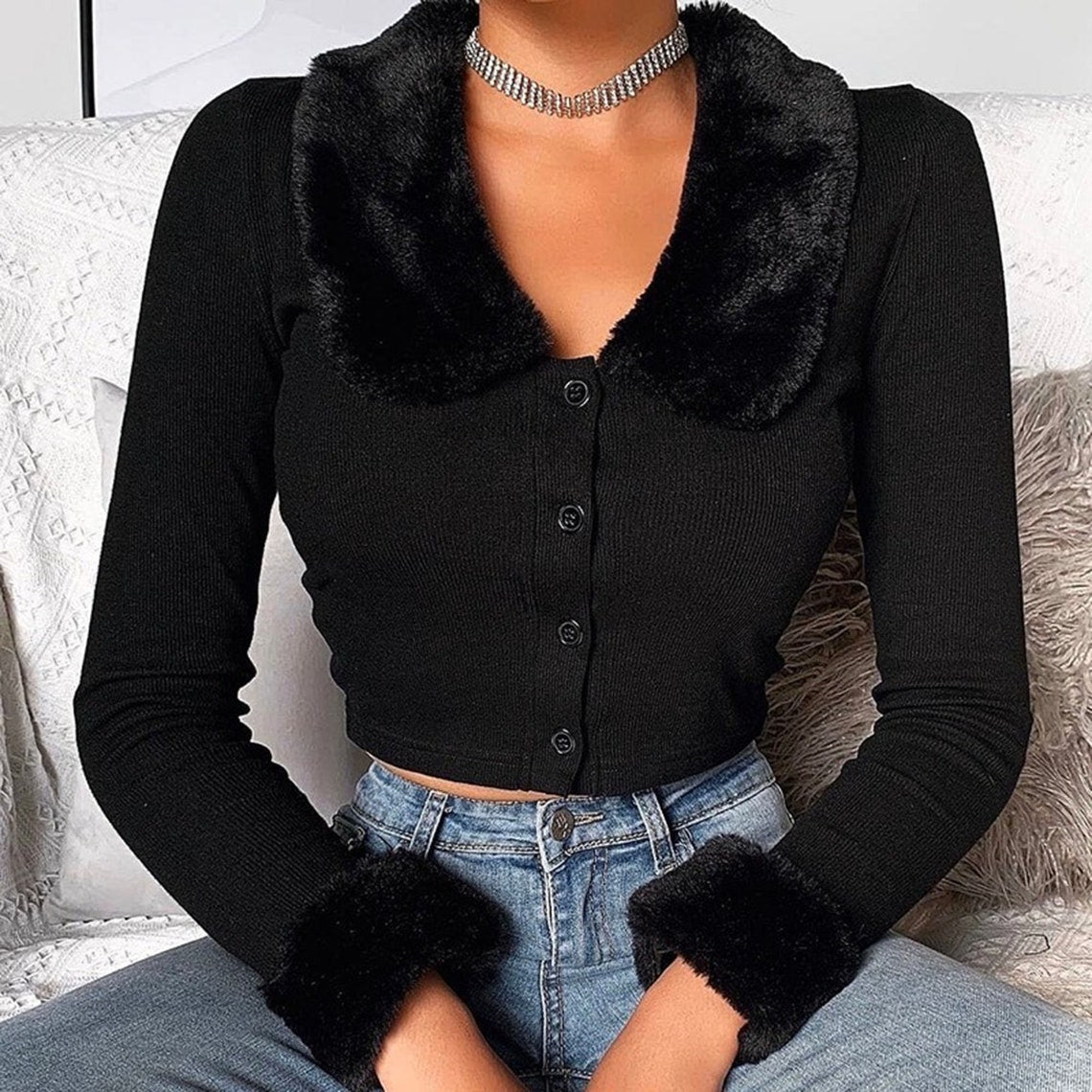 Black Fluffy Fur Collar Long Sleeves Crop Top
