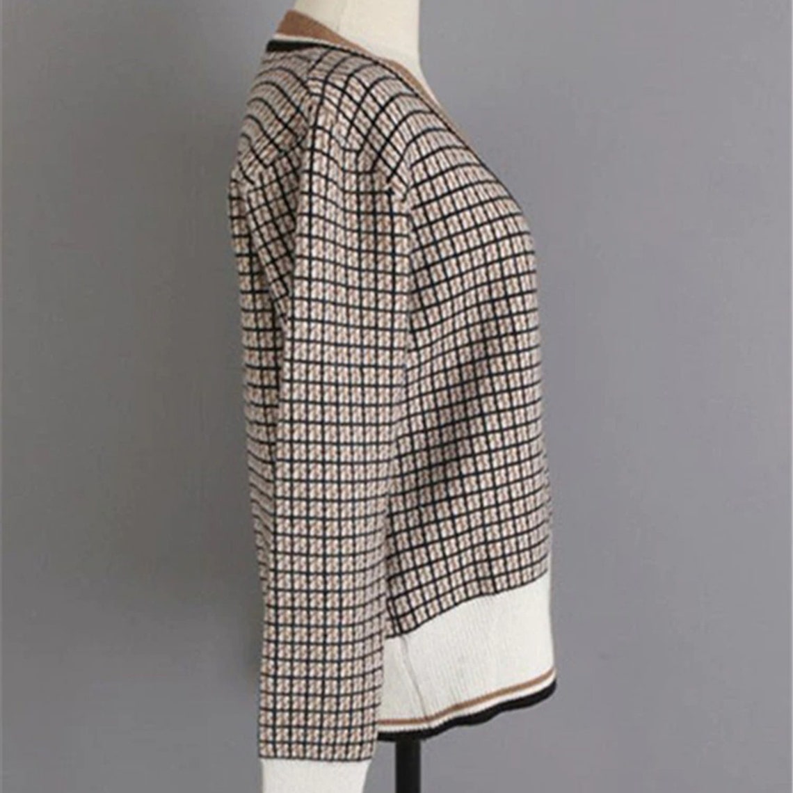 Checkered V-neck Button Fashion Autumn Cardigan